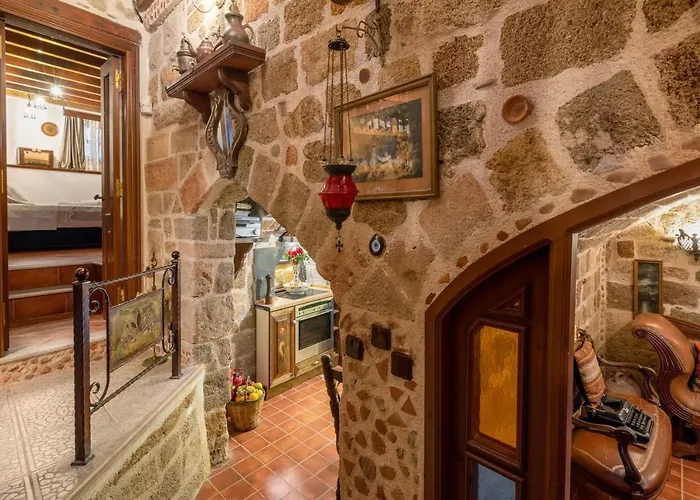 Mythic Vila Rhodes City